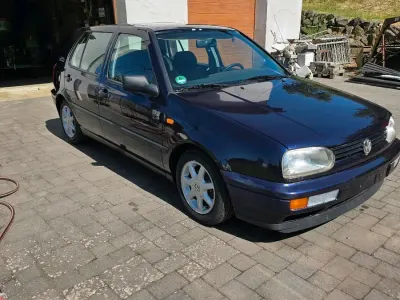 Gebraucht VW Golf III Edition 75 PS (55 kW) 1995 Violet Limousine