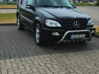 Gebraucht Mercedes ML270 163 PS (119 kW) 2003 SUV
