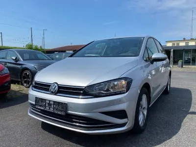 Gebraucht VW Golf Sportsvan Comfortline 131 PS (96 kW) 2018 Silber Van / Kleinbus