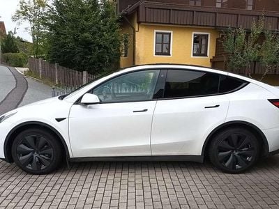 Gebraucht 2023 Tesla Model Y RWD SUV | 32.000 € (Guter Preis)