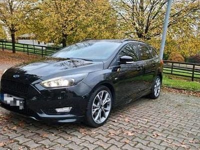 Second-hand Ford Focus ST-Line 182 CP (133 kW) 2018 Negru Break