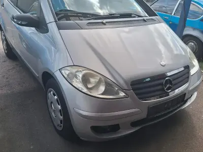 Gebraucht Mercedes 170 115 PS (84 kW) 2004 Silber Kleinwagen