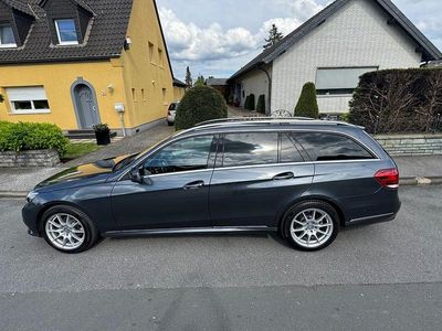 Mercedes E220