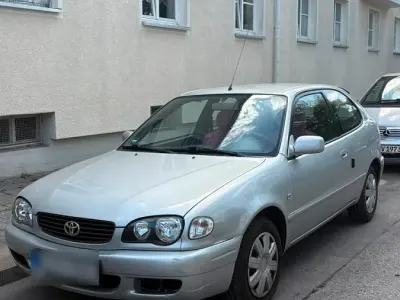 Gebraucht Toyota Corolla 102 PS (75 kW) 2001 Grau Kleinwagen