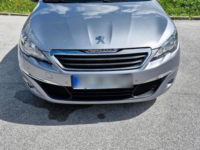 Silber Gebraucht 2014 Peugeot 308 Kleinwagen | 9.200 € (Fairer Preis)