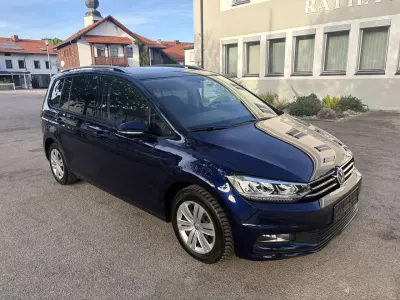 Gebraucht VW Touran Comfortline 150 PS (110 kW) 2026 Blau Van / Kleinbus