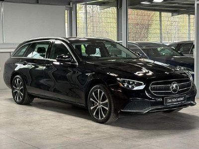 Gebraucht Mercedes E300 Avantgarde 306 PS (225 kW) 2022 Schwarz Limousine
