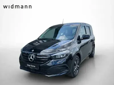 Second-hand Mercedes EQT200 89 kW (122 CP) 2024 Negru Monovolum