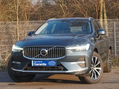 Begagnad Volvo XC60 Plus 197 HK (144 kW) 2022 Blå SUV