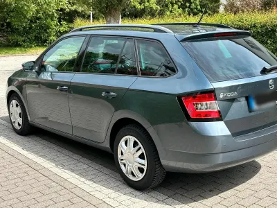 Gebraucht Skoda Fabia 110 PS (80 kW) 2015 Grau Kombi