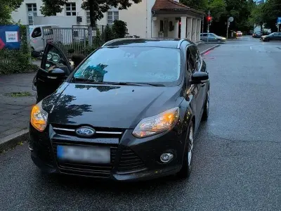 Gebraucht Ford Focus Titanium 140 PS (102 kW) 2014 Schwarz Kombi