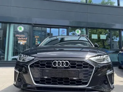 Gebraucht Audi A4 Ambiente 204 PS (150 kW) 2021 Schwarz Kombi