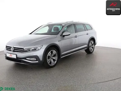 Gebraucht VW Passat Alltrack 200 PS (147 kW) 2023 Pyritsilber Kombi