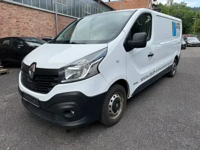 Gebraucht Renault Trafic Komfort 120 PS (88 kW) 2017 Weiß Van / Kleinbus