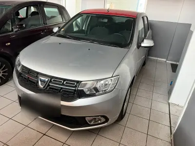 Gebraucht Dacia Sandero 90 PS (66 kW) 2018 Silber Limousine