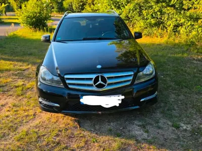Gebraucht Mercedes C180 AMG line 156 PS (114 kW) 2013 Schwarz Kombi