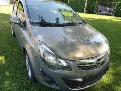 Używany Opel Corsa 95 KM (69 kW) 2014 Szary Hatchback