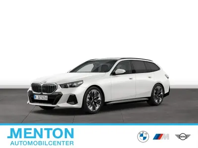 Gebraucht BMW 540 Sport Line 286 PS (210 kW) 2025 Weiß Kombi