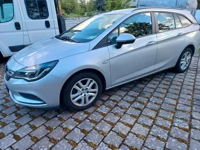 Gebraucht Opel Astra Edition 110 PS (80 kW) 2019 Silber Kombi