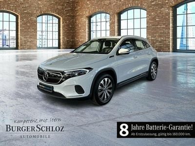 Digitalweiß Gebraucht 2022 Mercedes EQA300 SUV | 32.400 € (Fairer Preis)
