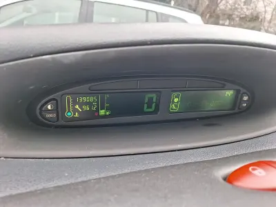 Gebraucht Citroën Xsara Picasso 80 PS (58 kW) 2005 Grau Van / Kleinbus