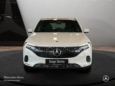 Mercedes EQA300
