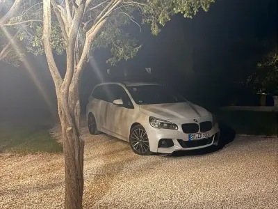 Gebraucht BMW 220 M Sport 190 PS (139 kW) 2015 Weiß Van / Kleinbus
