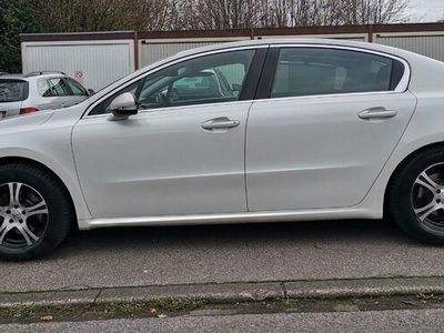 gebraucht Peugeot 508 Active Hybrid Elektro/Diesel Automatik Activ