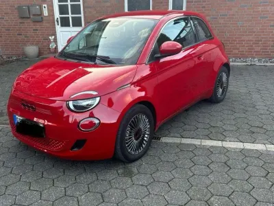 Gebraucht Fiat 500e Red 50 kW (68 PS) 2021 Rot Kleinwagen