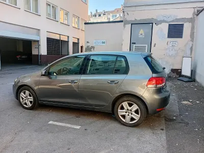 Gebraucht VW Golf VI 86 PS (63 kW) 2009 Grau Kleinwagen