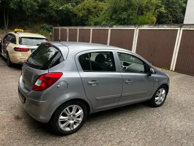 Gebraucht Opel Corsa Catch Me 90 PS (66 kW) 2007 Silber Kleinwagen
