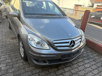 Używany Mercedes B200