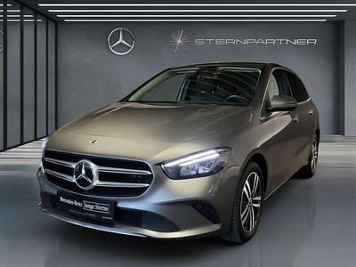 Gebraucht Mercedes E250 Progressive 160 PS (117 kW) 2022 Metalliclack mountaingrau Kombi