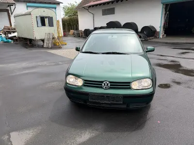 Gebraucht VW Golf IV 105 PS (77 kW) 2001 Grün Limousine