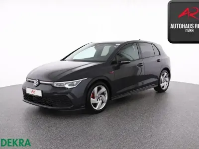 Gebraucht VW Golf VIII GTI 245 PS (180 kW) 2023 Grau Limousine