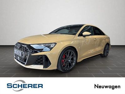 Neu Audi RS3 Sport 400 PS (294 kW) 2026 Beige Limousine