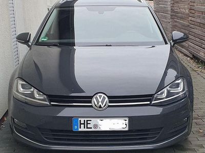 Grau Gebraucht 2015 VW Golf VII Highline Kombi | 11.200 € (Teuer)