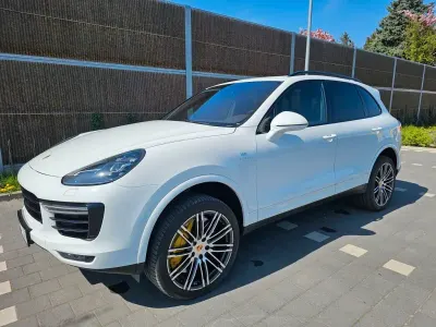 Gebraucht Porsche Cayenne Turbo S 570 PS (419 kW) 2017 Weiß SUV