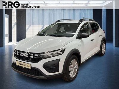 Gebraucht Dacia Sandero Essentiel 101 PS (74 kW) 2024 Gletscherweiss SUV