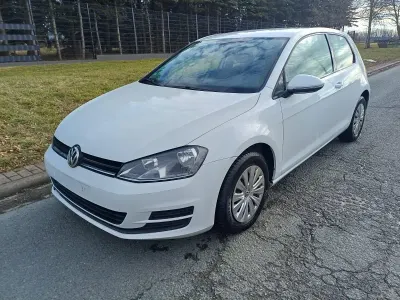 Gebraucht VW Golf VII 85 PS (62 kW) 2014 Weiß Limousine