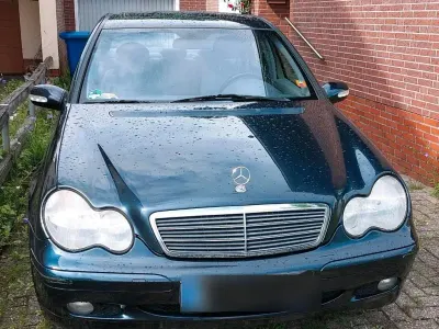 Gebraucht Mercedes C200 163 PS (119 kW) 2000 Schwarz Limousine