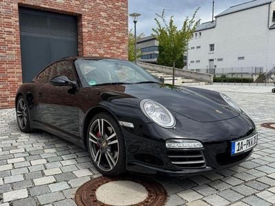Porsche 911 Carrera 4S