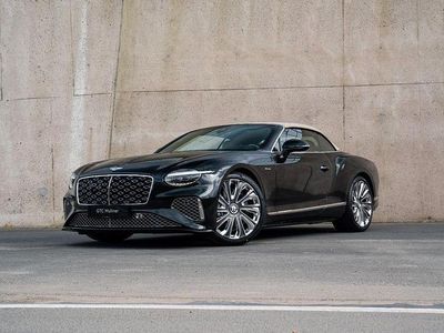 Neu Bentley Continental Mulliner 782 PS (575 kW) 2026 Grün Cabrio