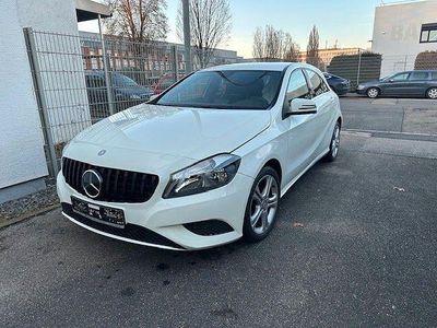 Usata Mercedes A180 122 CV (89 kW) 2013 Bianco Berlina