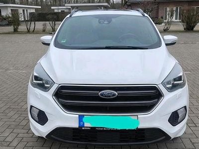 Gebraucht Ford Kuga ST 179 PS (131 kW) 2017 Weiß SUV
