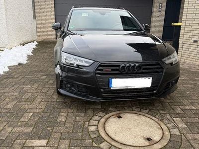 Schwarz Gebraucht 2018 Audi A4 Sport Limousine | 21.000 € (Fairer Preis)