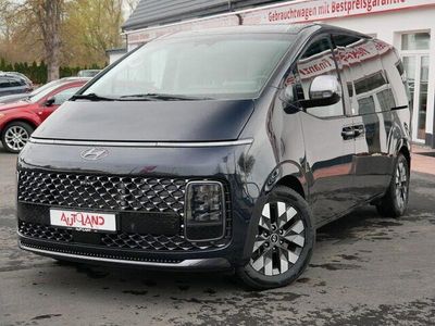 Gebraucht Hyundai Staria Signature 177 PS (130 kW) 2022 Schwarz Van / Kleinbus