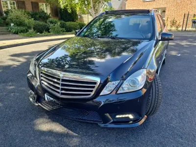 Usata Mercedes E350 231 CV (169 kW) 2010 Nero Station wagon