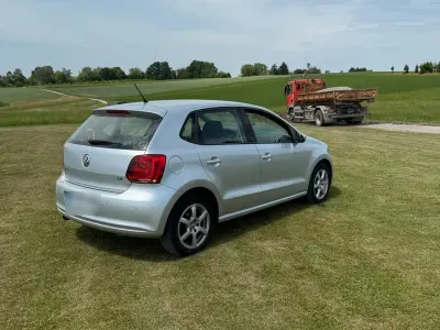 Gebraucht VW Polo 86 PS (63 kW) 2009 Silber Kleinwagen
