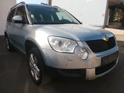 Second-hand Skoda Yeti Elegance 140 CP (102 kW) 2011 Albastru SUV